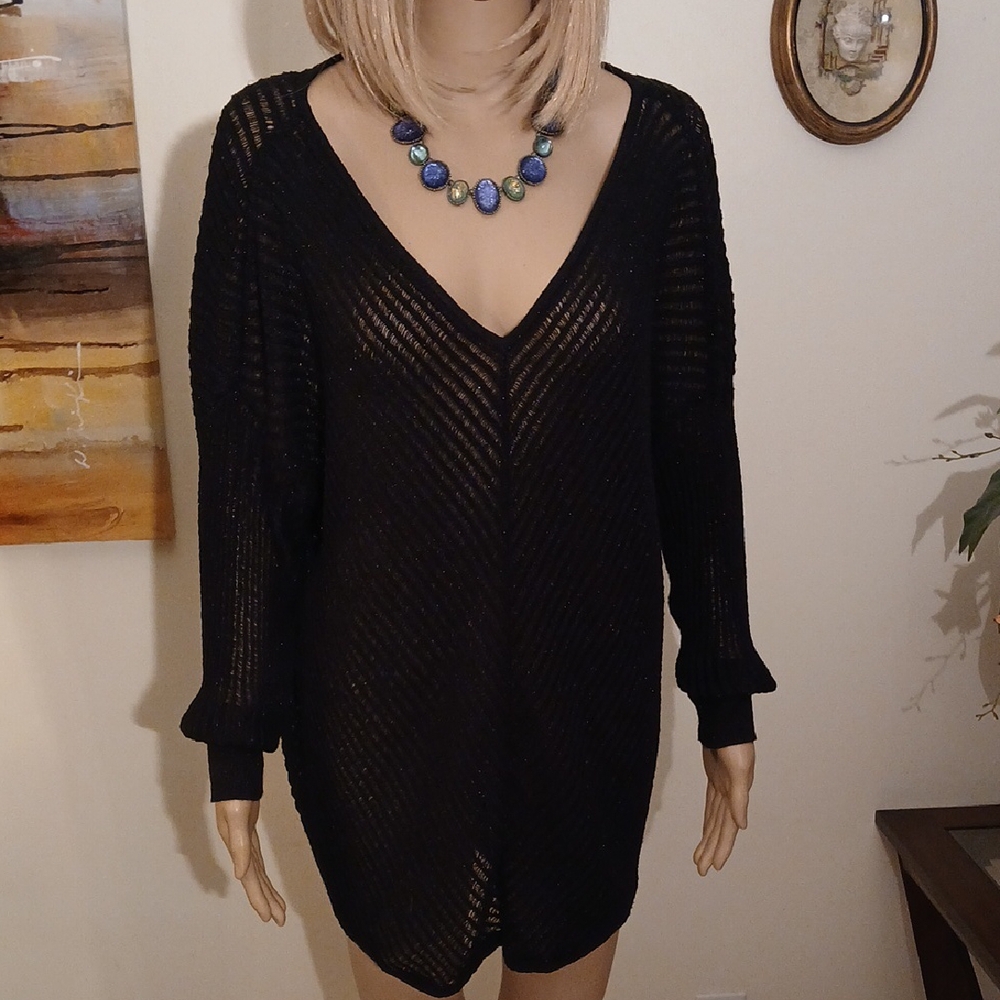 Jennifer Lopez Black Sheer Knit V-Neck Top